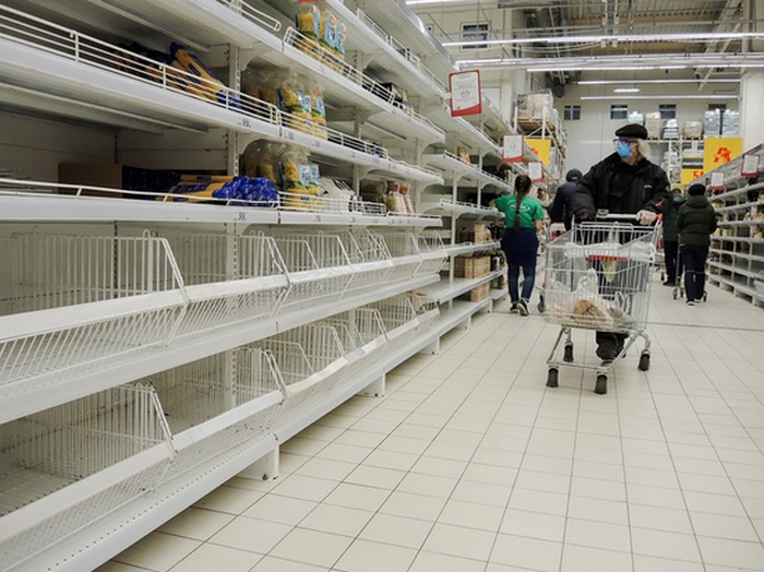 Дефицит на прилавках и экстремально высокие цены на продукты. Стоит ли ждать мирового голода