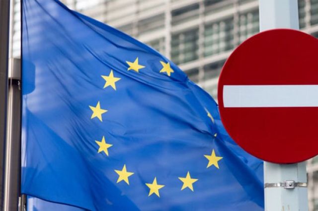 Нидерланды — на €6 млн, Бельгия — на €10 млрд. Страны ЕС заморозили российские активы из-за санкций