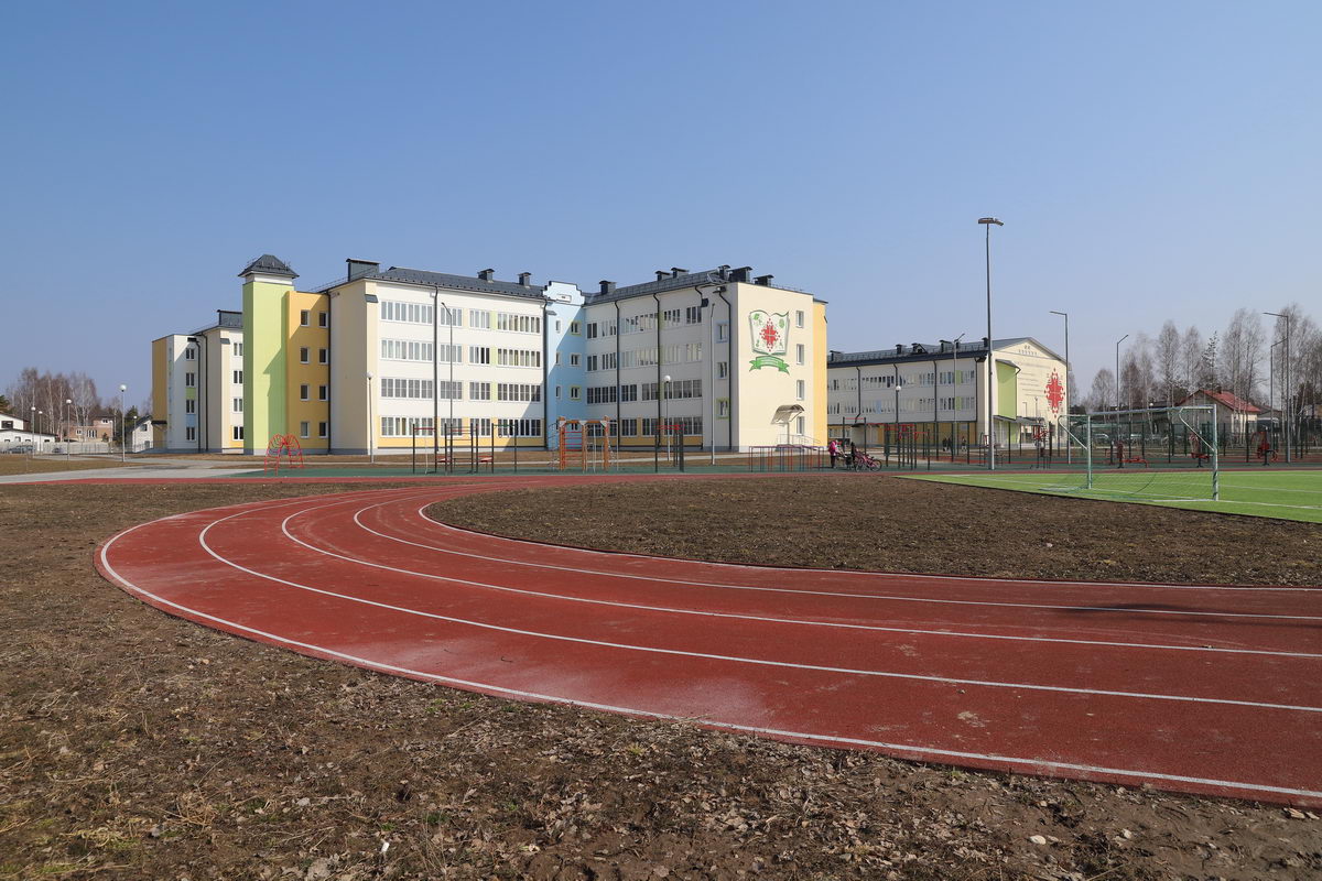 колодищанская средняя школа 2. как выглядела колодищанская средняя школа. как выглядела колодищанская средняя школа. колодищанская средняя школа 2. колодищанская средняя школа 2.