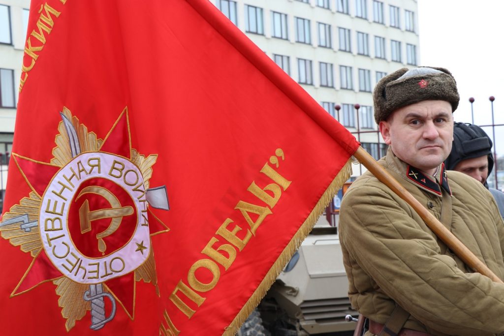 «Погибли, но не сдались». Поезд памяти в честь милиционеров отправился из Минска в Брест