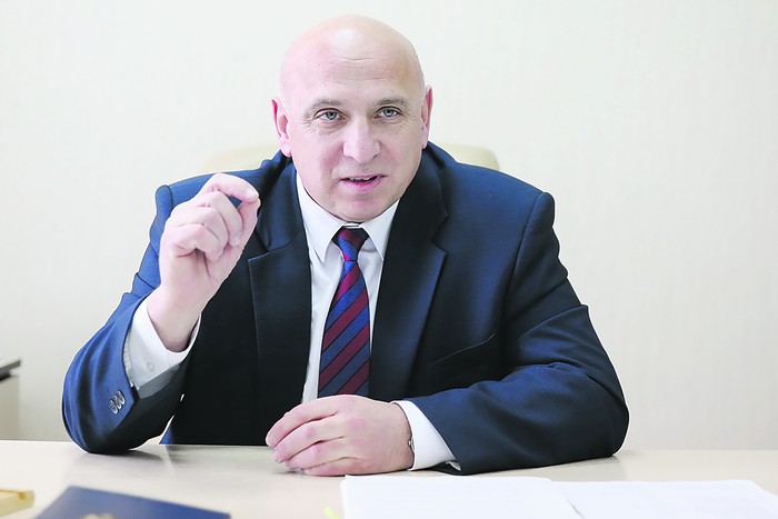 Первый заместитель министра спорта. Дурнов министр Беларусь. Министр спорта Беларуси. Замминистра спорта Яков Петров. Заместитель министра спорта.