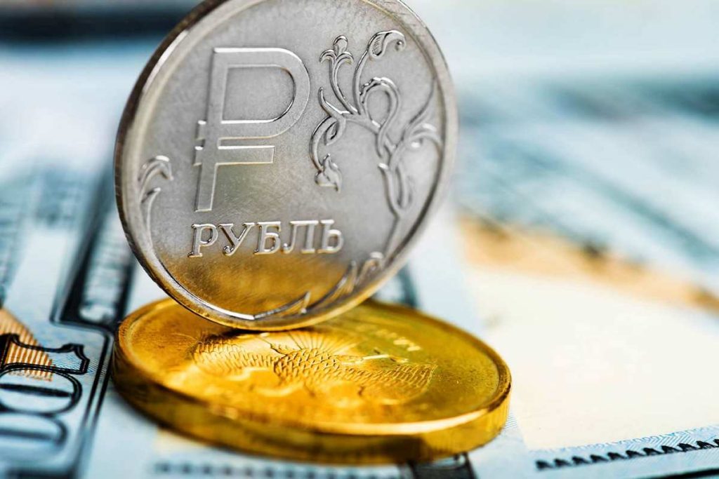 Российский рубль укрепился на торгах 7 апреля