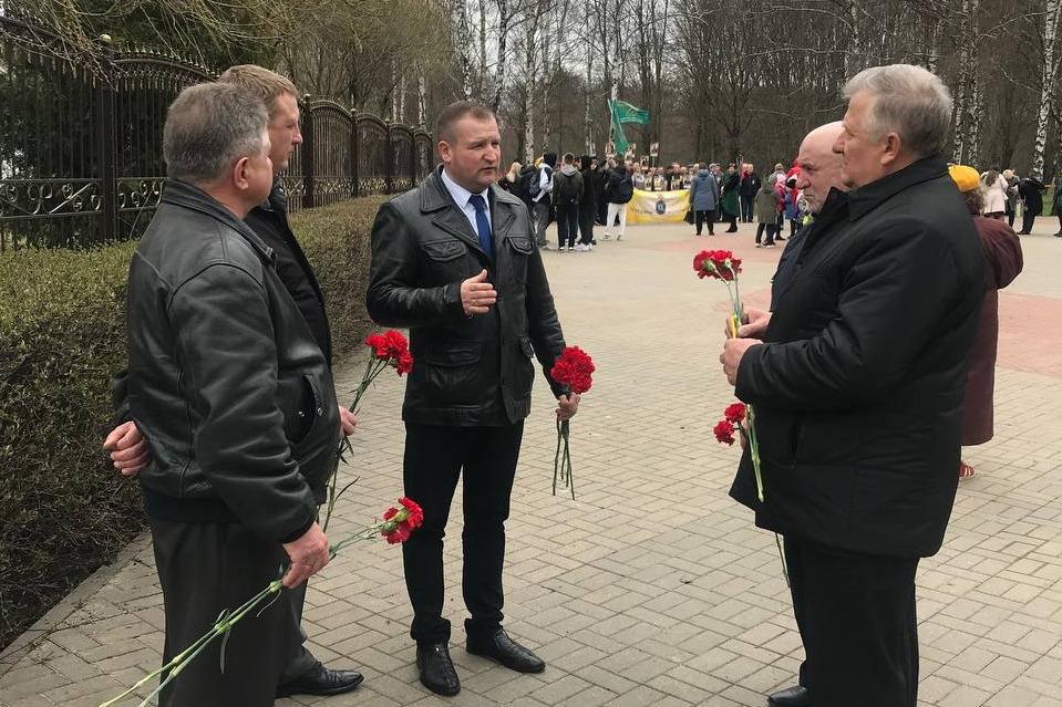 Память ликвидаторов аварии на ЧАЭС почтили сотрудники милиции пристоличья