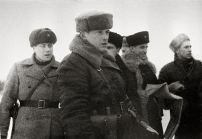 Звание Героя получил во время самых ожесточенных сражений. Боевые заслуги Владимира Лобанка