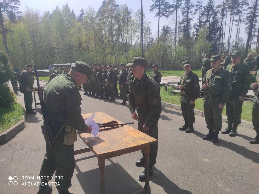 Как в территориальных войсках Минского района проходит учебный сбор