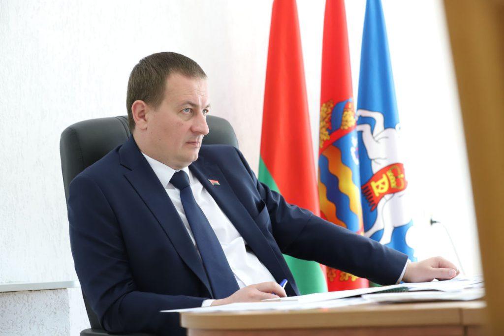 «Дал надежду, что наши проблемы решатся». Что говорят жители Слуцка после приема у Турчина