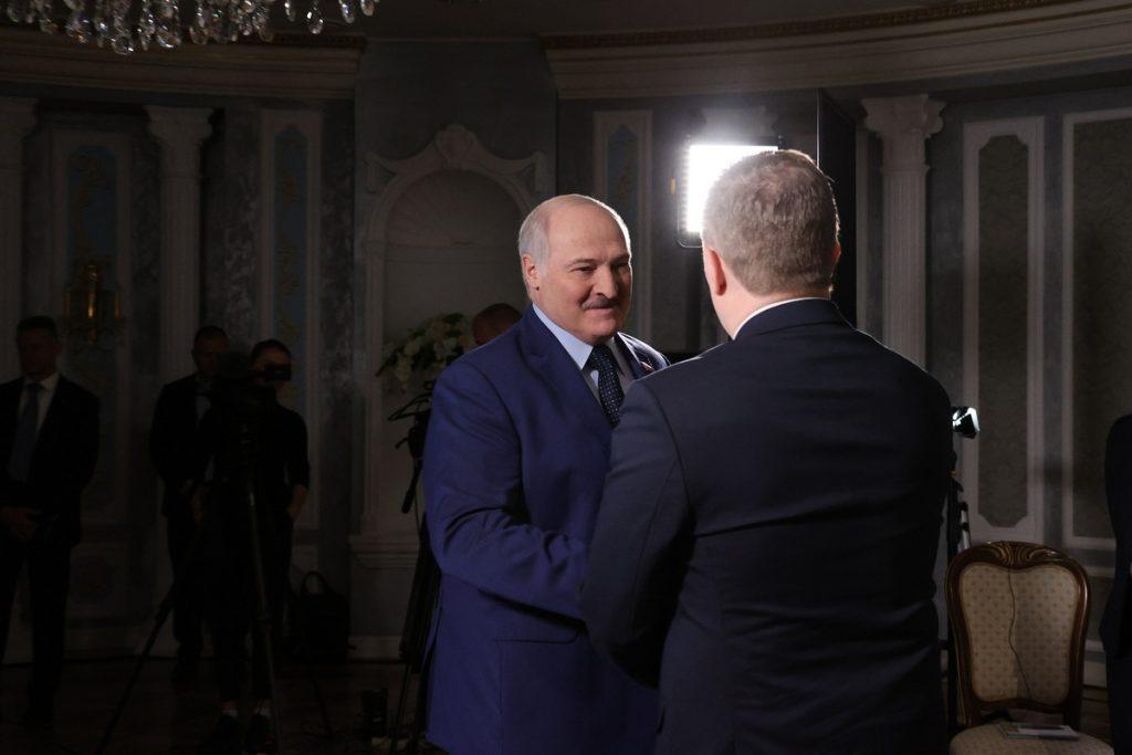 О провокациях Украины, санкциях, свободе слова и демократии — главное из интервью Лукашенко AP