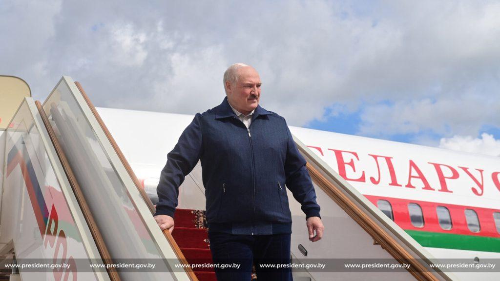«Без сплочения наших стран нас завтра может и не быть». Лукашенко выступил на саммите ОДКБ
