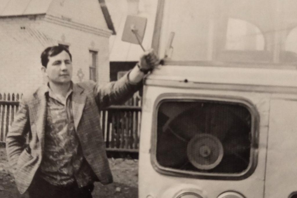 От старого ПАЗика до современного МАЗа. Более полувека стажа шоферской работы Евгения Демидовича