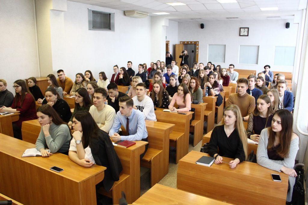 Выбор магистерских профилизаций и подготовка на английском. БГЭУ — выбор лучших!