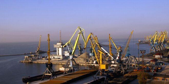 Порт в Мариуполе уже работает в штатном режиме
