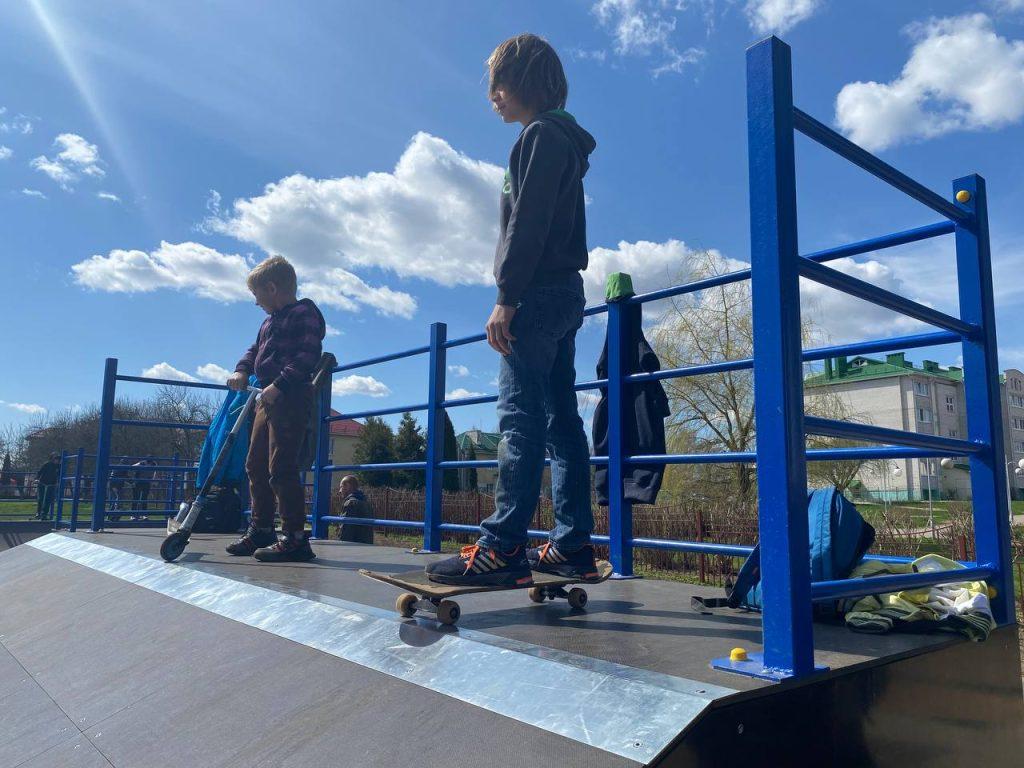 В Логойске открылся скейт-городок