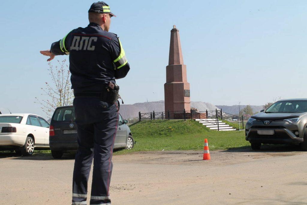 На Радоницу в области служат дополнительные патрульные наряды милиции