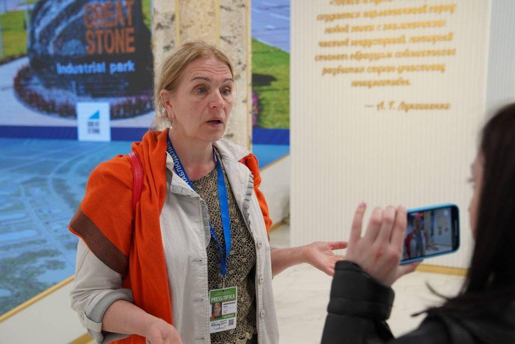 «Мы можем у вас поучиться». Что говорят литовские блогеры о Беларуси и своей стране