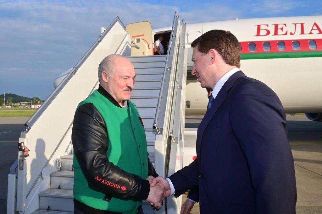 Александр Лукашенко прибыл в Сочи — завтра там состоятся переговоры с Путиным