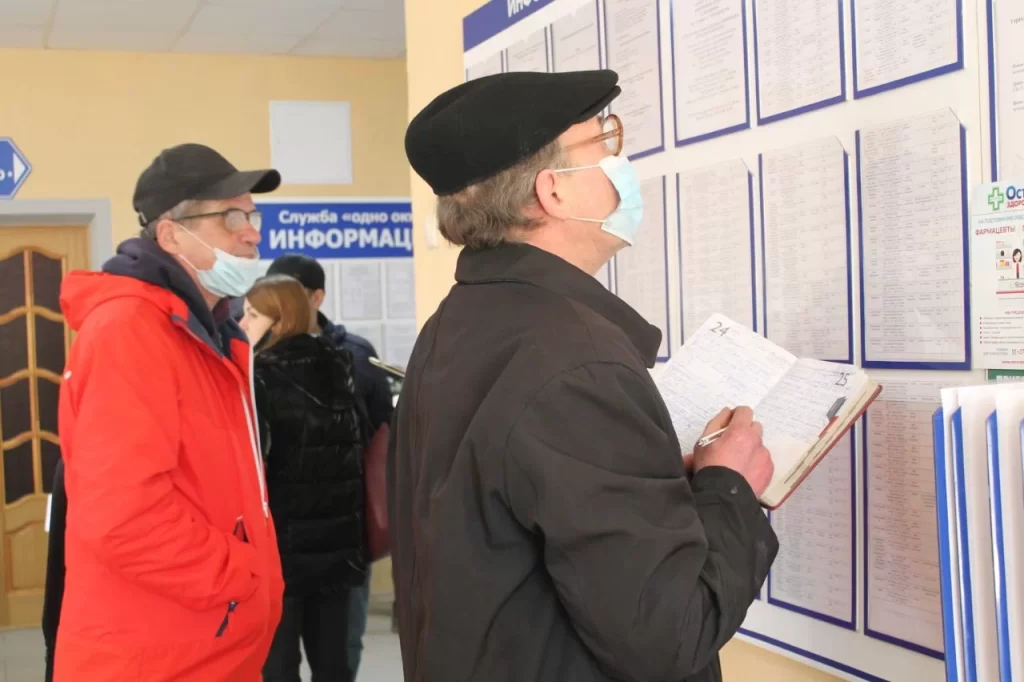 Трактористу – до 2 тыс., врачу – до 1,5. Посмотрели какие зарплаты предлагают в Вилейке и Молодечно