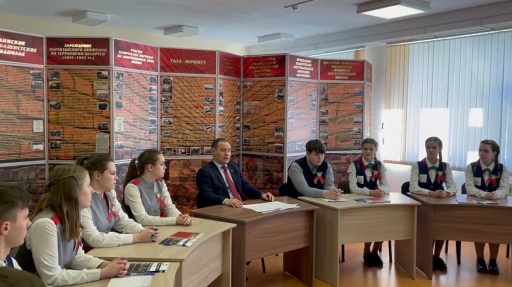 В правительстве рассказали, сколько ветеранов осталось и как важно растить достойную смену