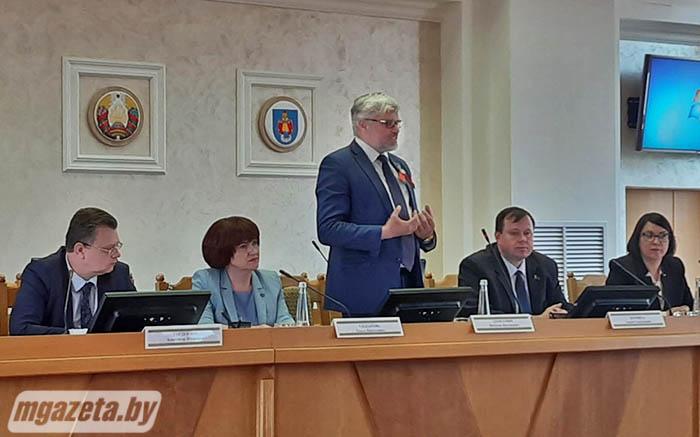 Ректор Академии управления: белорусы должны иметь собственный взгляд на историческое прошлое