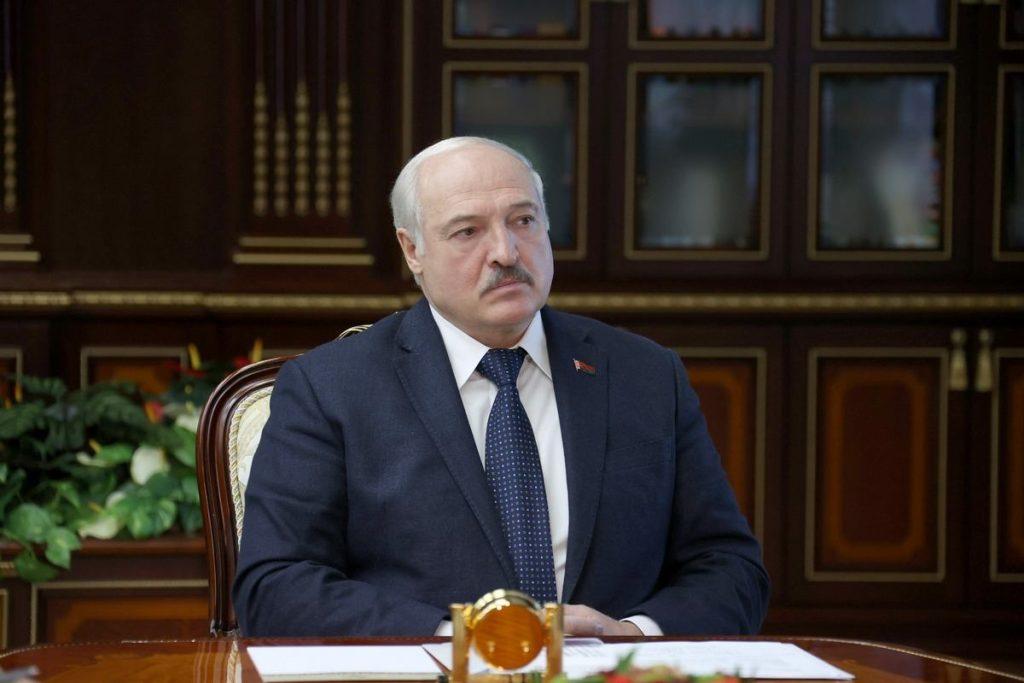 Без науки о жизни (биологии) никуда — Лукашенко о коронавирусе и оспе обезьян
