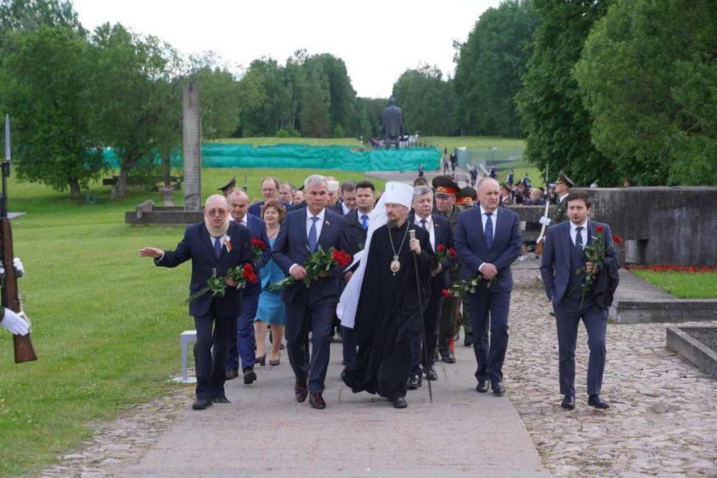 Молитва-реквием в память о жертвах фашистского геноцида звучала в Хатыни