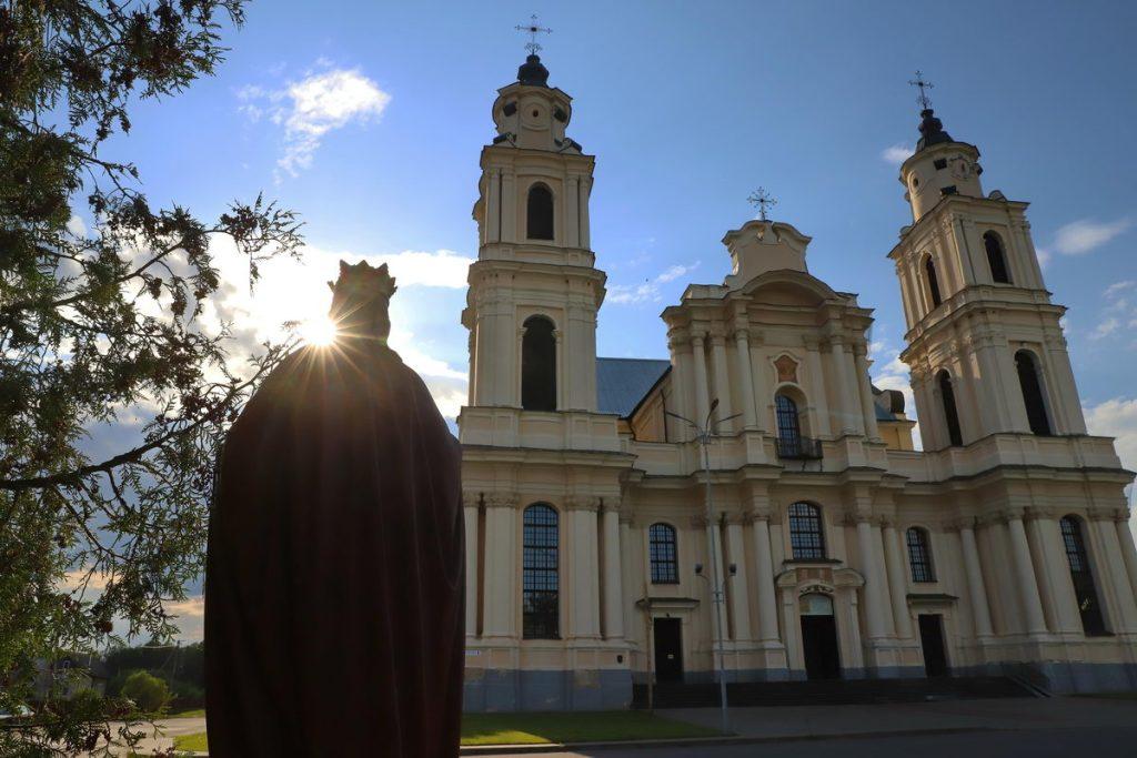 Посмотрели, как выглядит знаменитая святыня в Будславе спустя год после трагедии