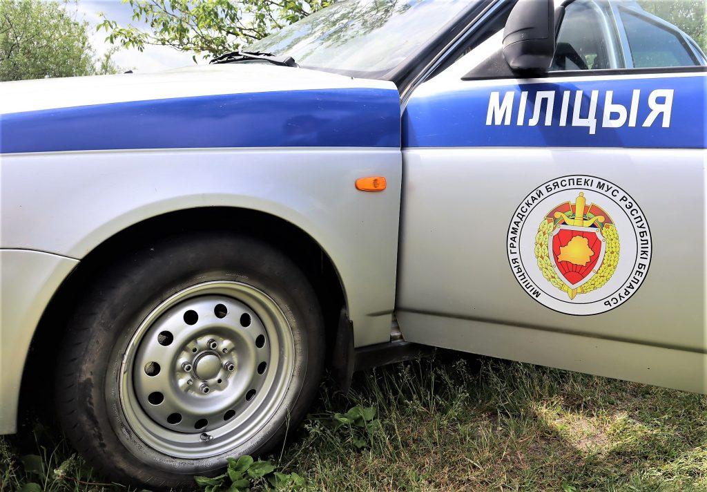 В Старлыгах Мядельского района 68-летний пенсионер взял нож и угрожал жене убийством