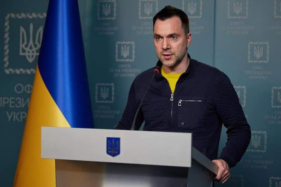Случайно ли совпали пророчество Ходоса и фантазия Арестовича о единстве России и Украины?