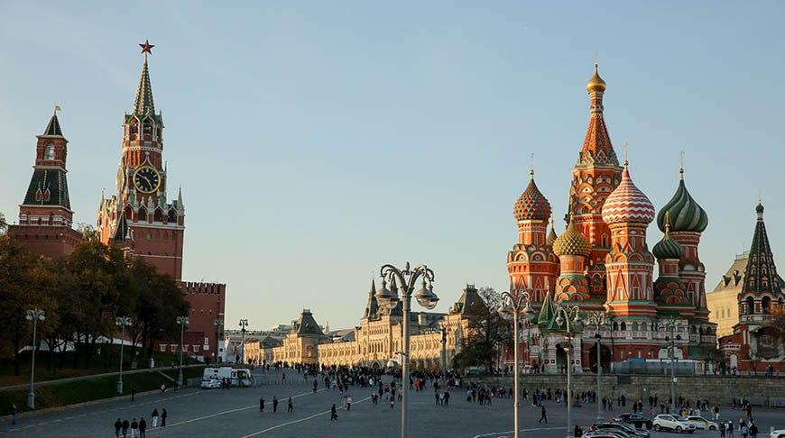 Лукашенко поздравил Путина и братский народ с Днем России