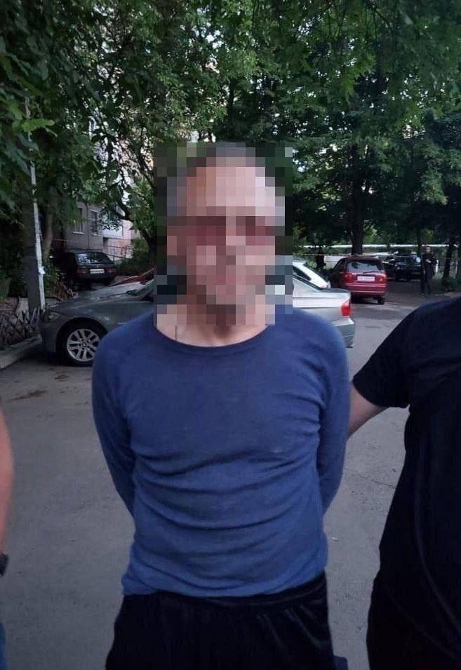 Задержан украинец, который бросил в детей гранату из окна своей квартиры в Днепре