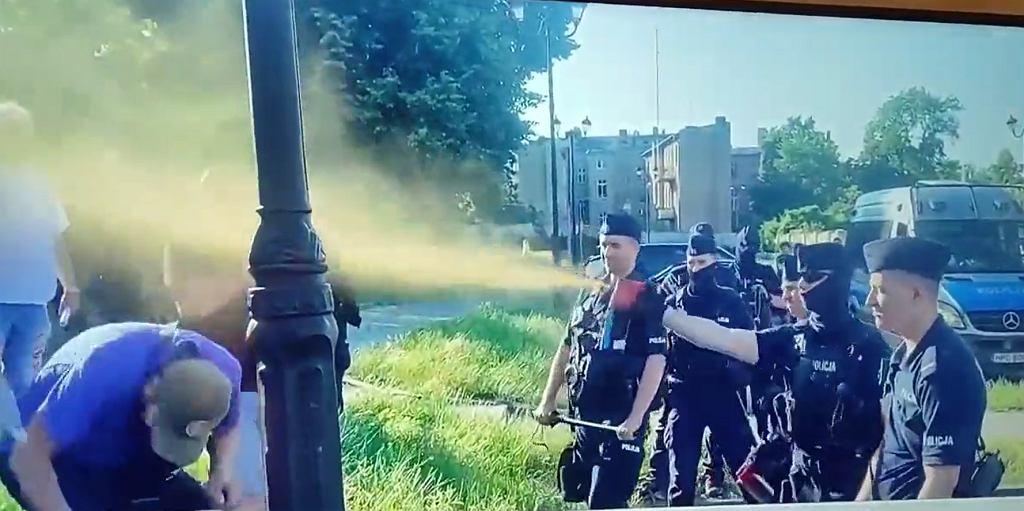 В Польше полиция применила слезоточивый газ при столкновении с митингующими
