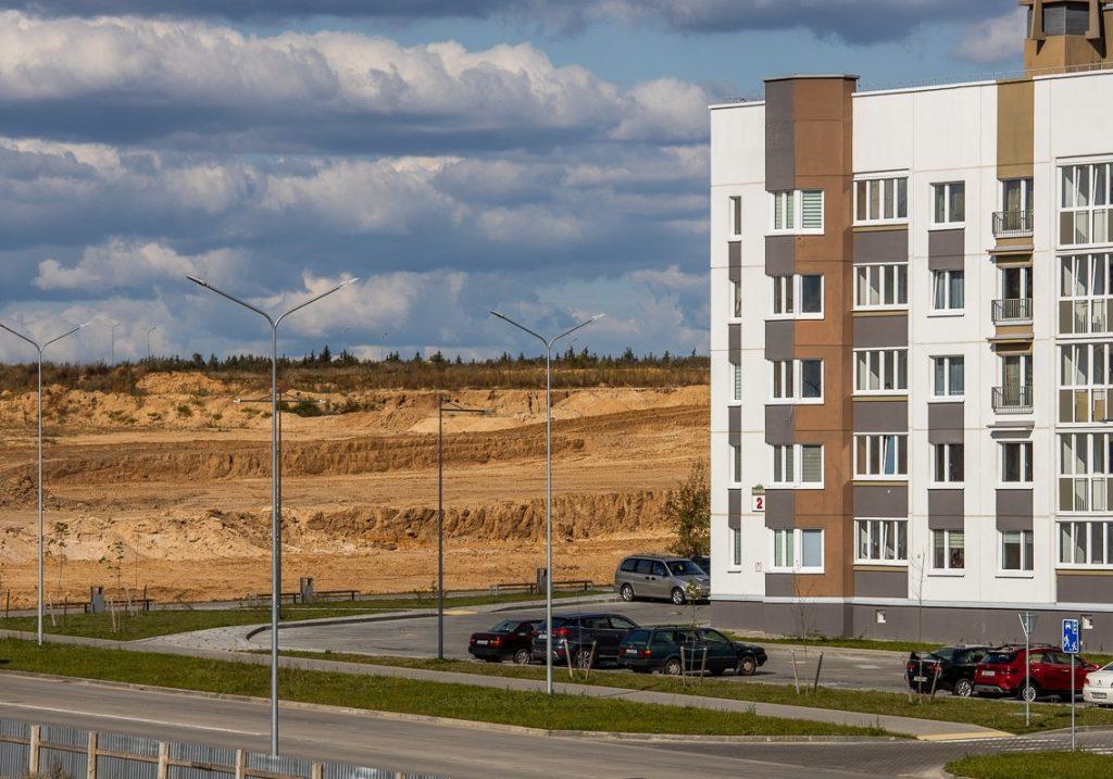 «К застройке проявили недюжинный интерес госорганы». Что известно о домах для минчан в Смолевичах