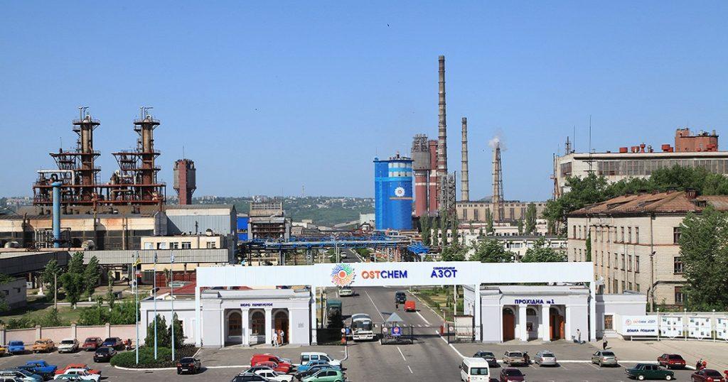 Минобороны РФ предложило боевикам на комбинате «Азот» выпустить мирных жителей и сдаться