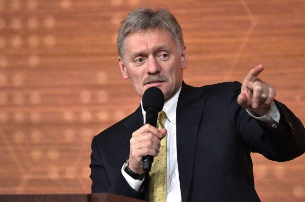 Песков: Россия не будет продавать нефть себе в убыток