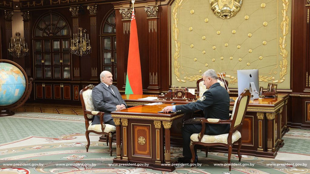 Лукашенко поручил усилить работу по охране животного и растительного мира