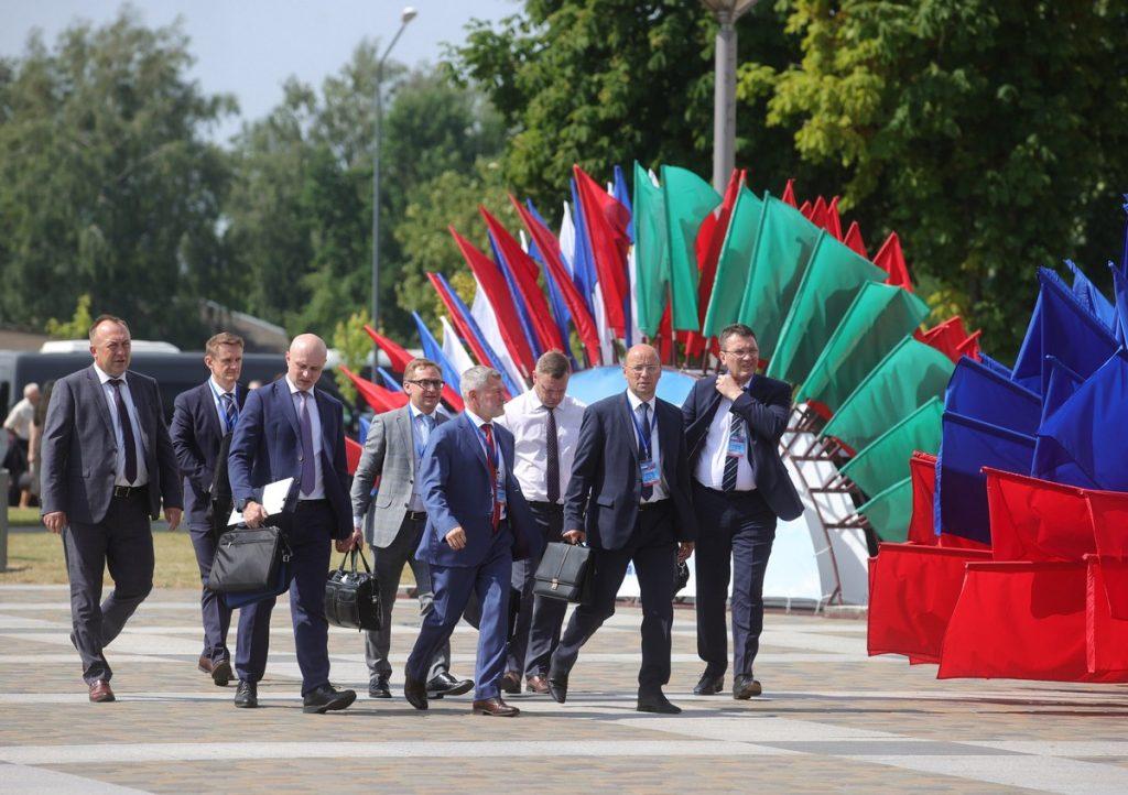 Лукашенко и Путин по видео обратились к участникам Форума регионов в Гродно. О чем говорили лидеры