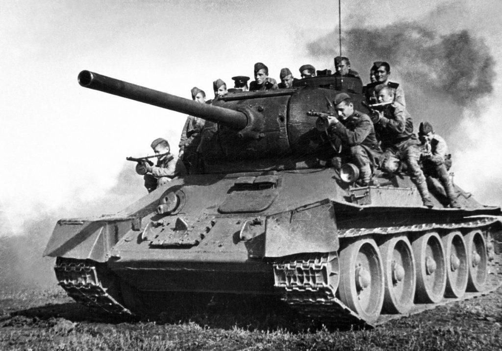 Белорусский дебют Т-34-85. Вспомнили первый бой модернизации легендарного танка