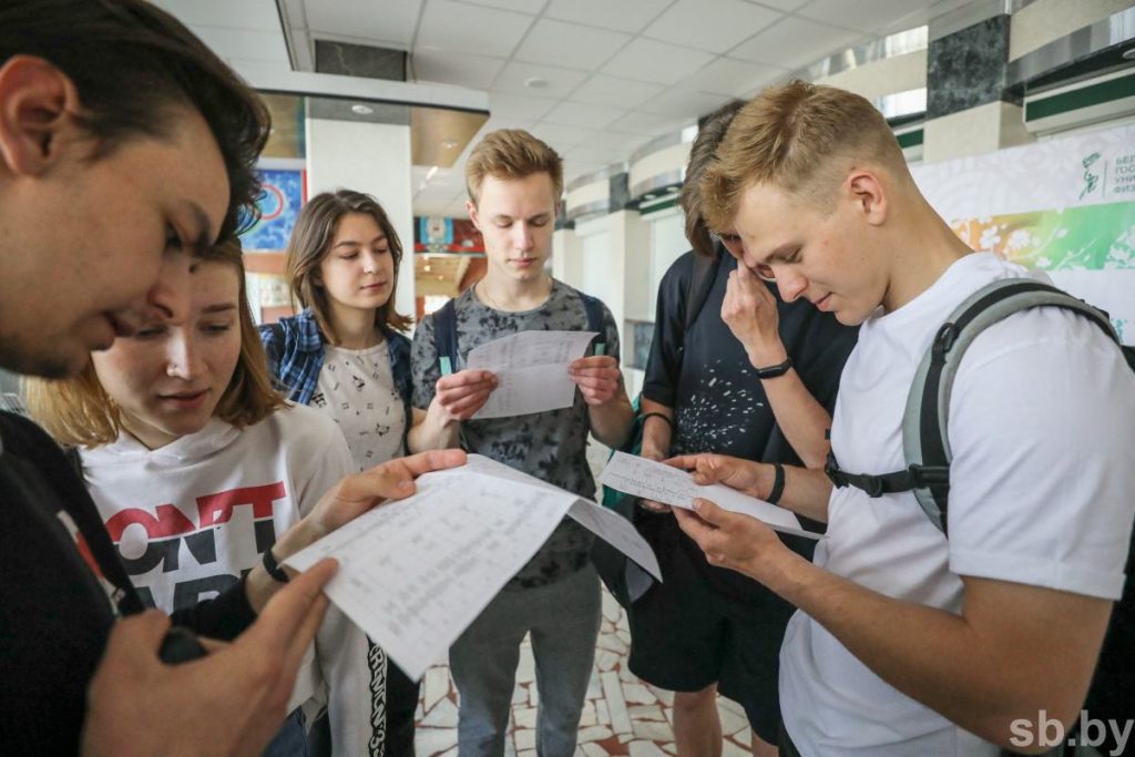 ЦТ по биологии: сколько стобалльников в этому году?