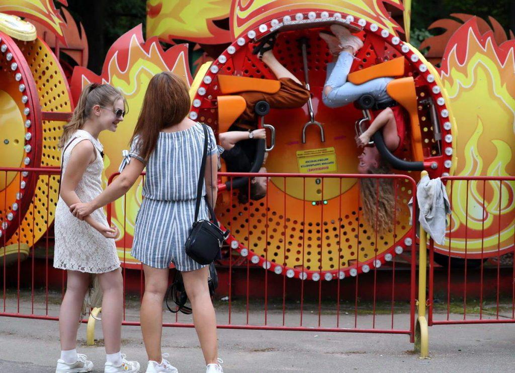ФОТО ДНЯ: мир вверх ногами