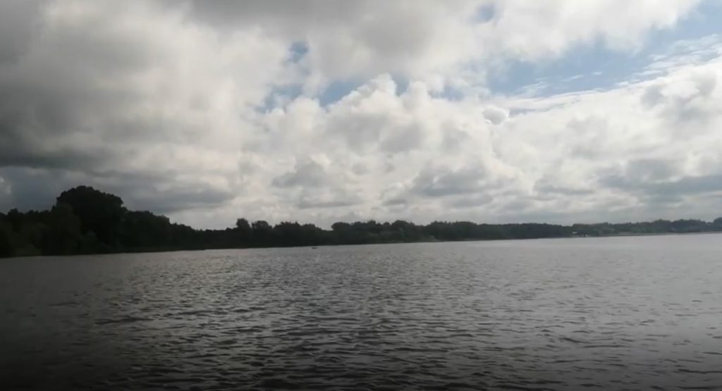 На озере Мястро спасли мужчину