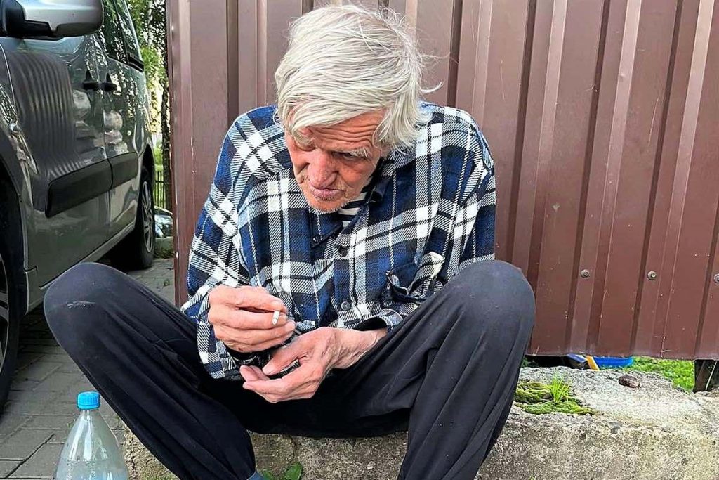 Владелец станции техобслуживания в Ратомке нашел 75-летнего минчанина и помог ему вернуться домой