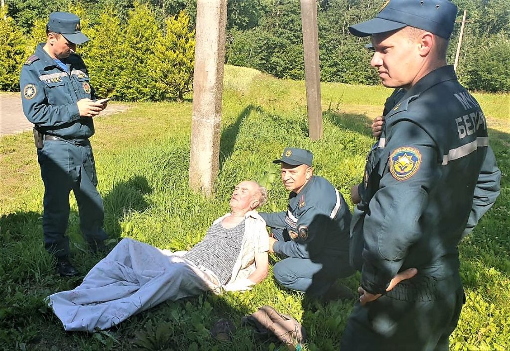 Сам подняться не мог – в Смолевичском районе нашли 88-летнего Олега Козлова
