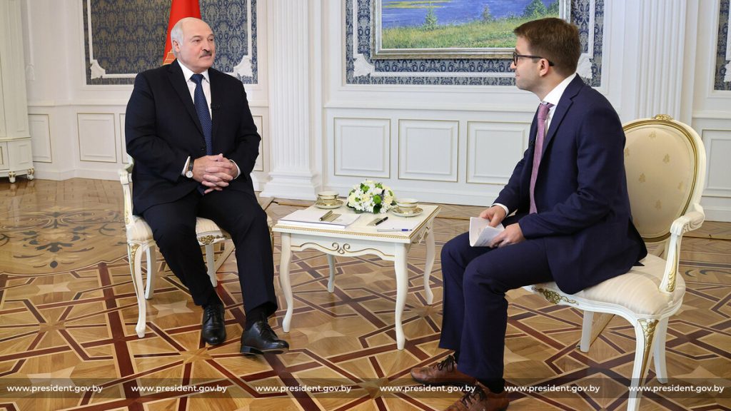 Почему Лукашенко не боится записных лгунов из западных СМИ