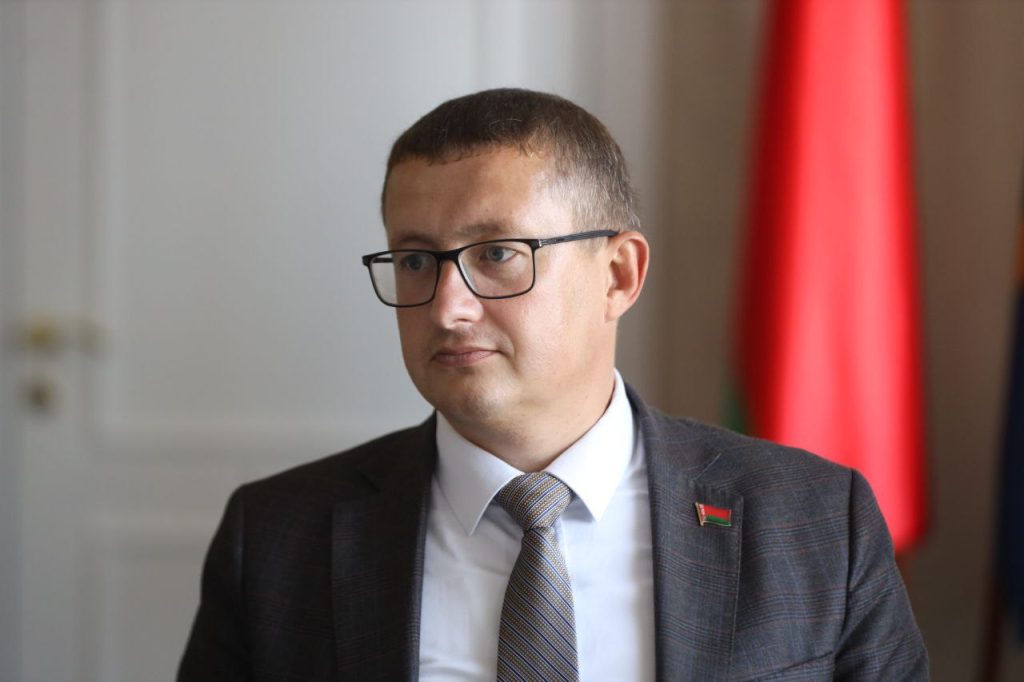 Максим Лысенко