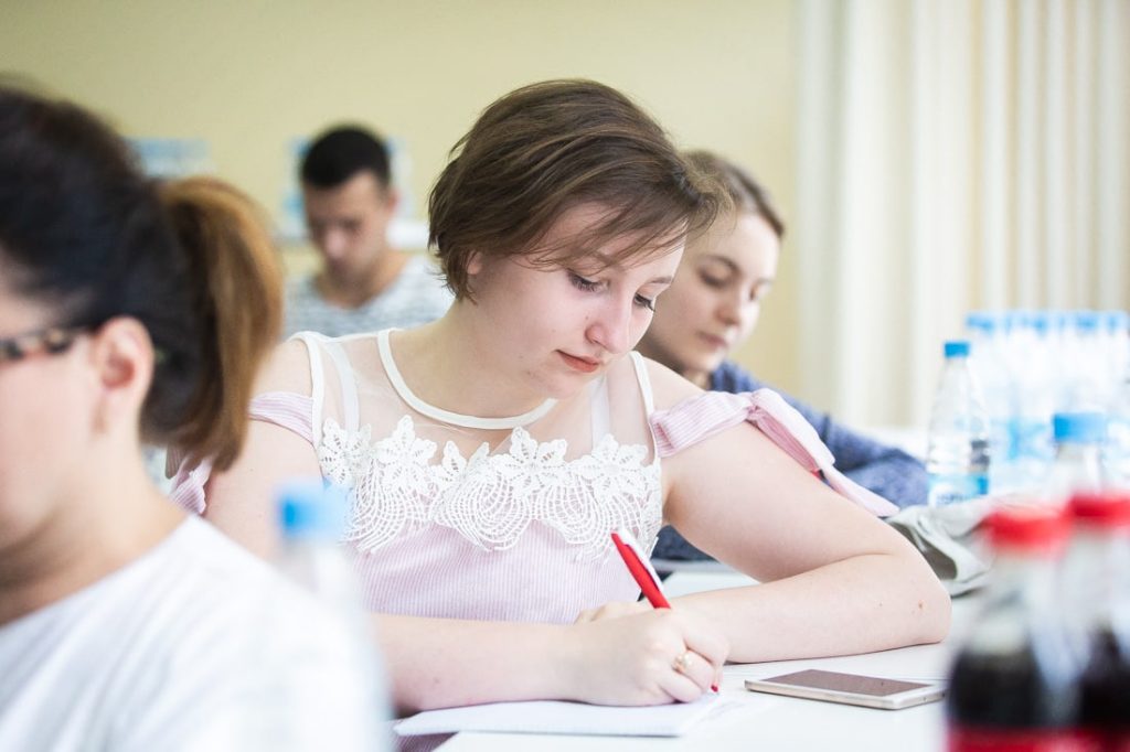 ЦТ по английскому: сколько абитуриентов набрали 100 баллов