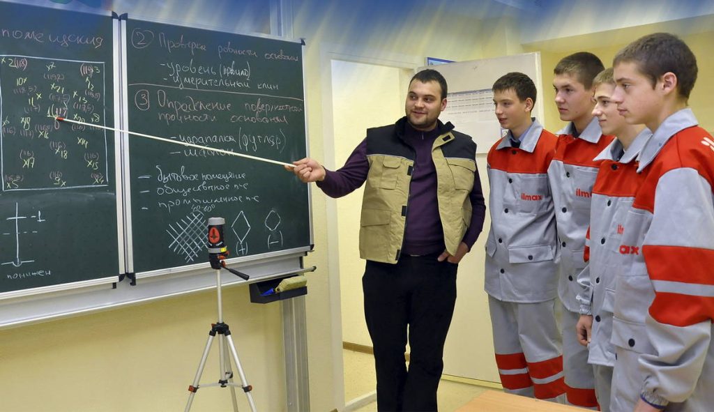 Владеют всеми навыками и технологиями — лучшие строительные специалисты учатся здесь