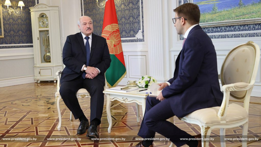Лукашенко в интервью AFP – о завершении конфликта в Украине и роли Беларуси в спецоперации РФ