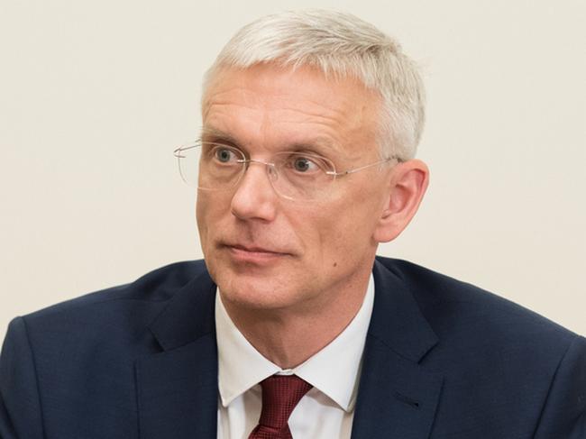 Власти Латвии договорились неофициально ограничить въезд россиян по шенгену — премьер