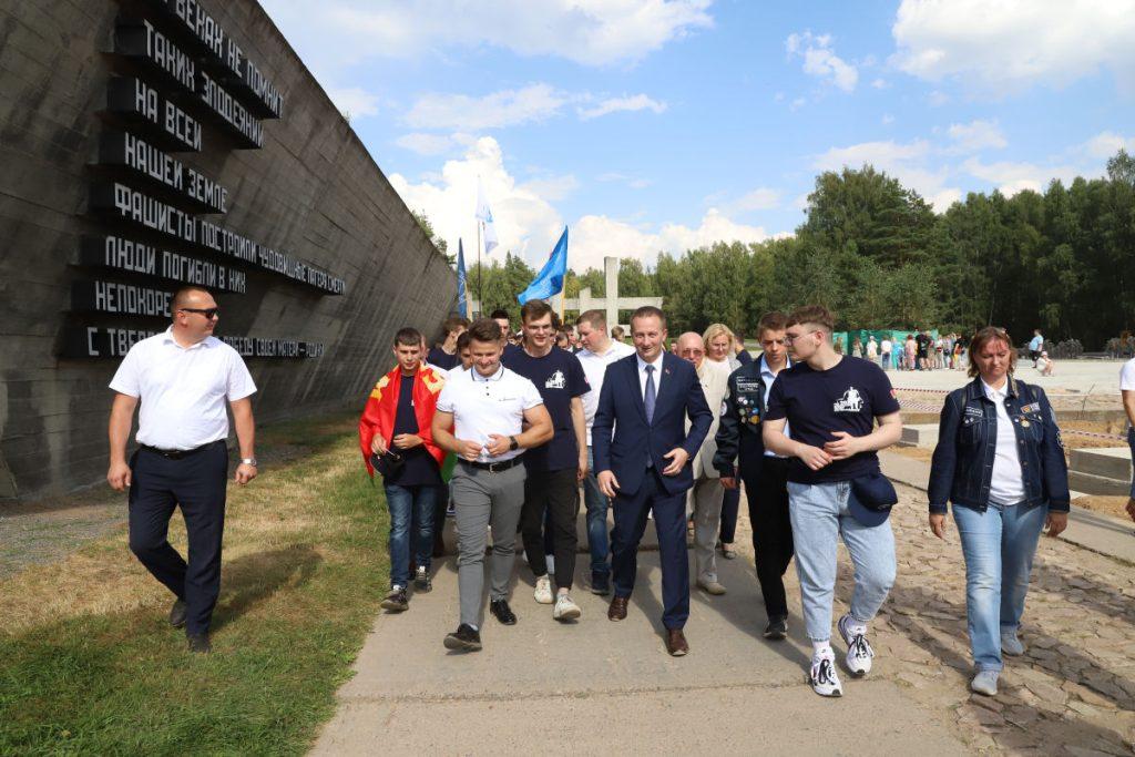 Александр Турчин молодежь Хатынь