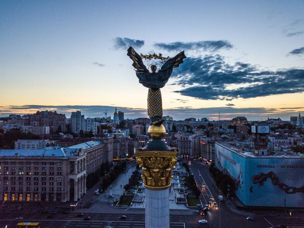 Киев нищает по всем фронтам. Елфимов выяснял, кто к этому причастен