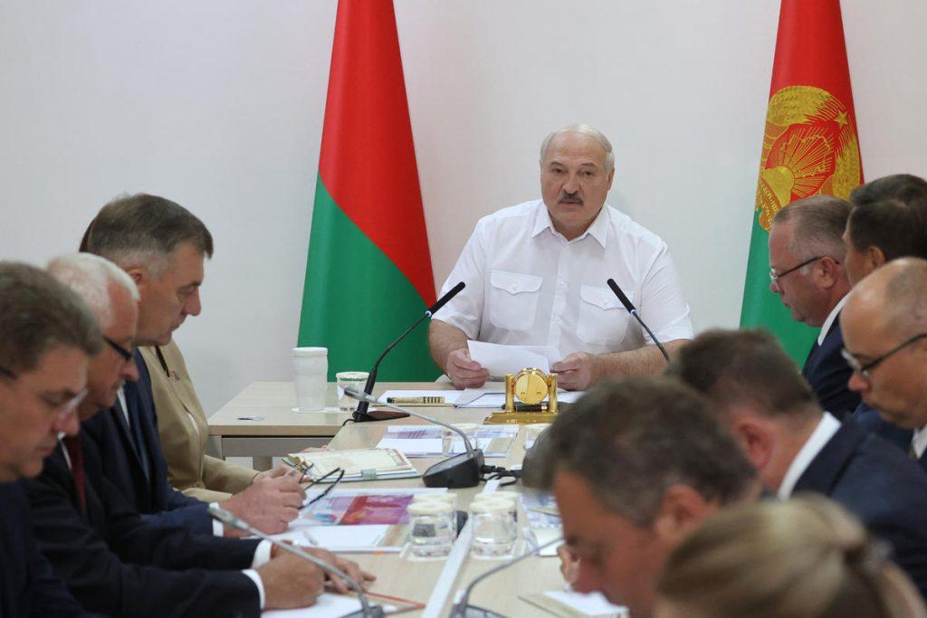Управделами Президента назначен Назаров, вице-премьером — Пархомчик. Важные кадровые решения